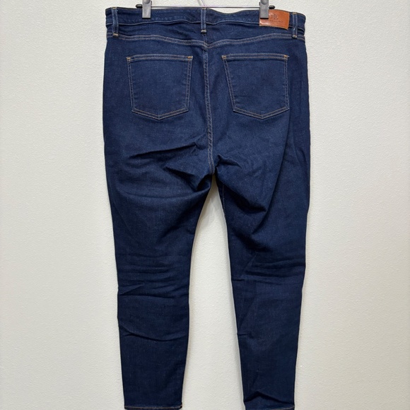 Lauren Ralph Lauren High-Rise Skinny Ankle Jean - 16W - Picture 5 of 8